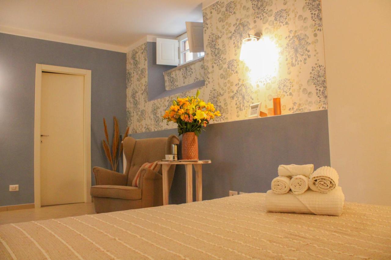 Apartment Rotone Марчана Марина Екстериор снимка