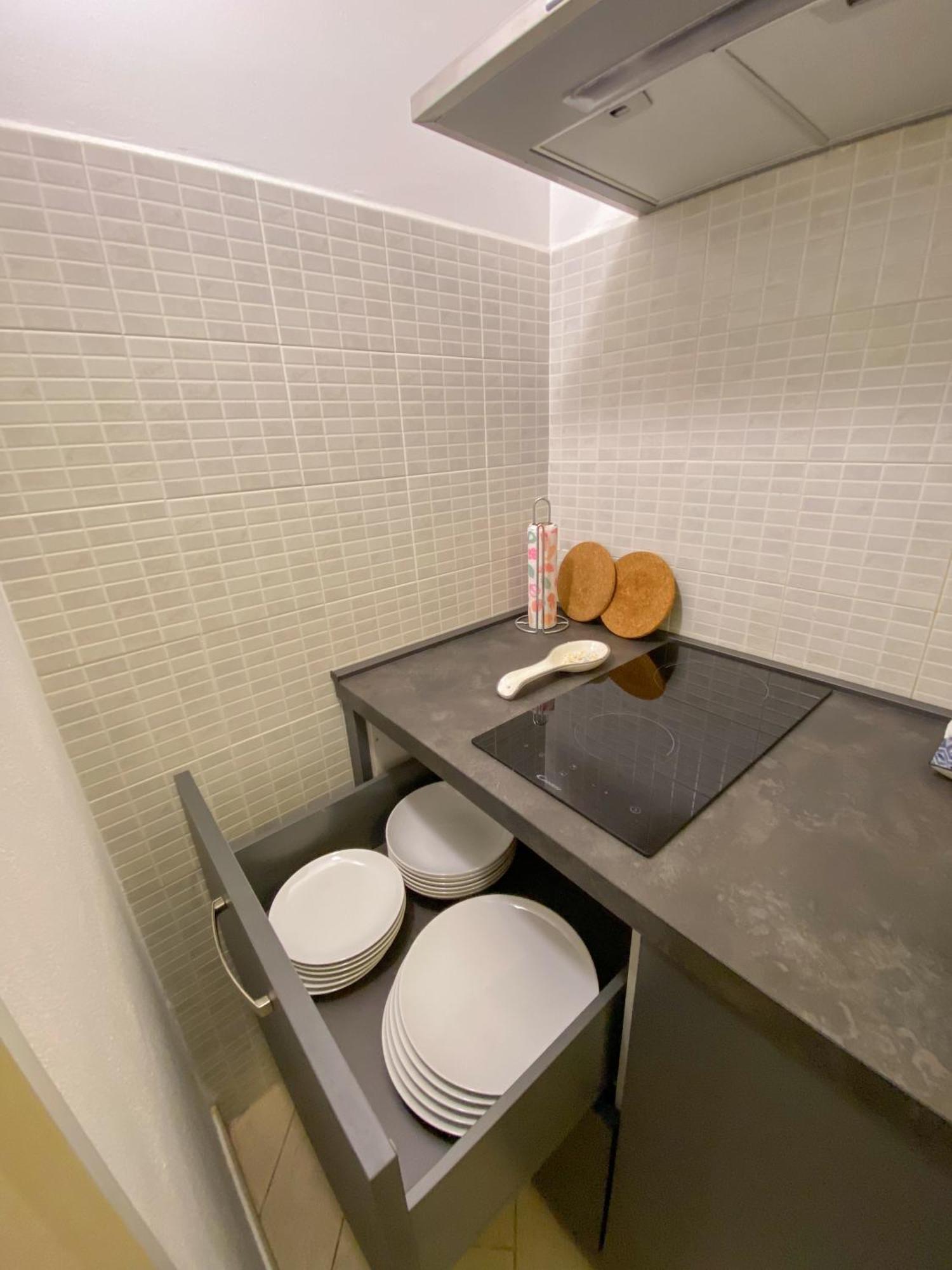 Apartment Rotone Марчана Марина Екстериор снимка